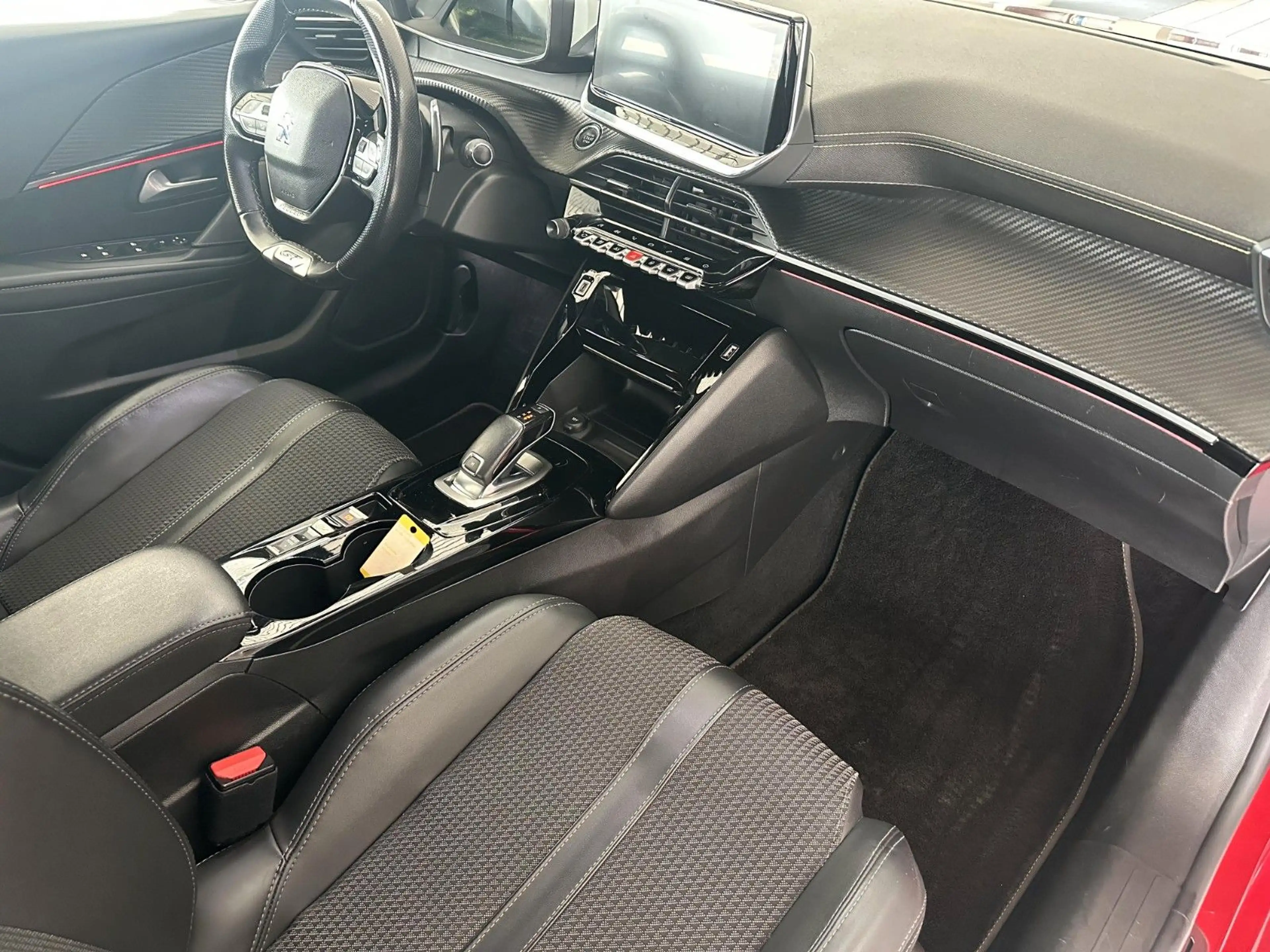 Peugeot 208 GT*Kamera*PDC*Key-Less*LKA*Tempo*LKA*DAB+* — photo 15