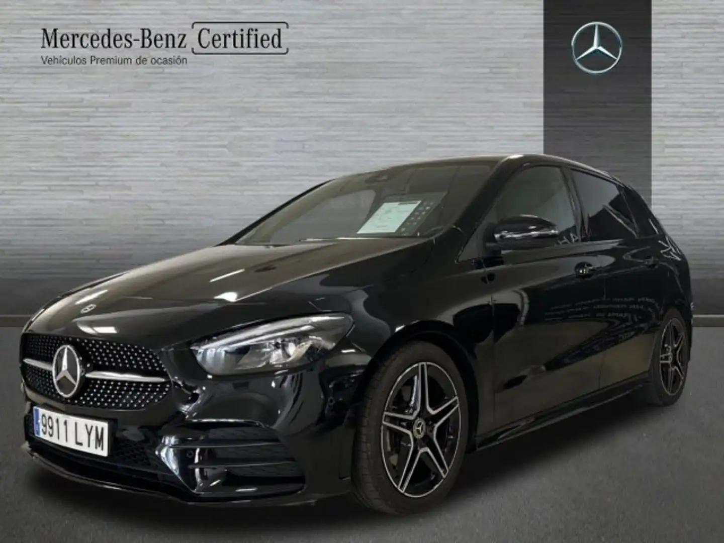 Mercedes-Benz B 180 180d - 1
