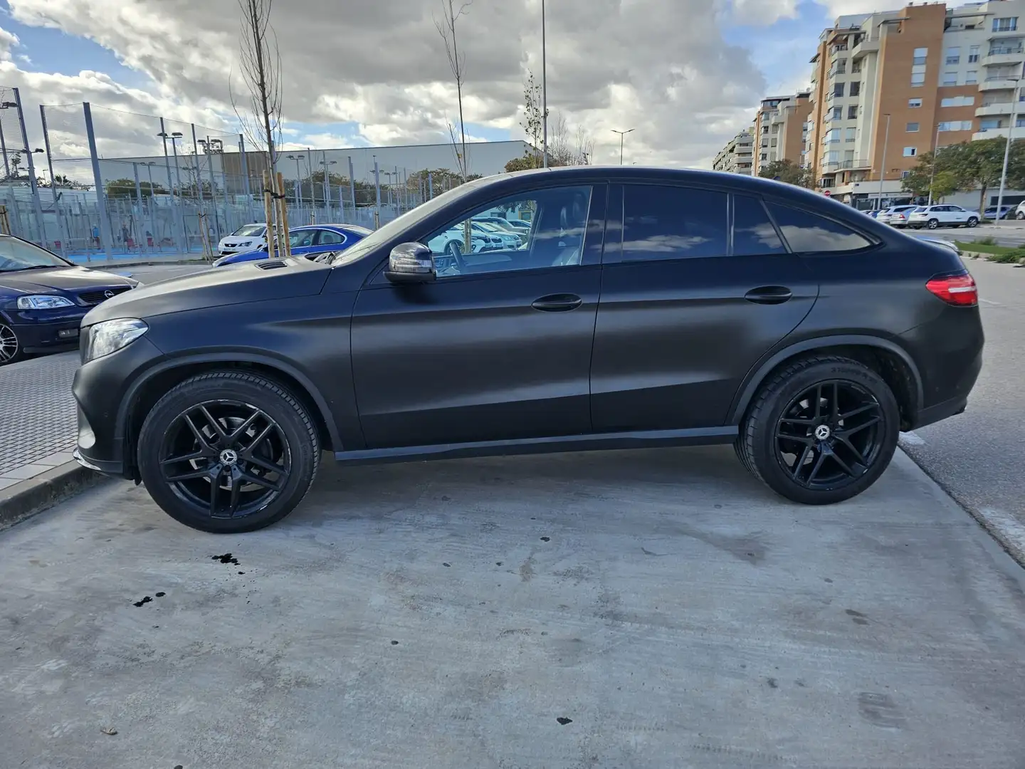 Mercedes-Benz GLE 350 d 4Matic 9G-TRONIC Negro - 1