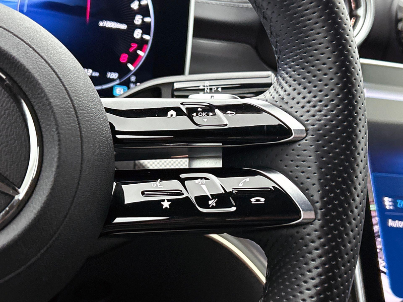 Mercedes-Benz C 300 e Break AMG Line Night Pack | Dodehoekassistent | — photo 12