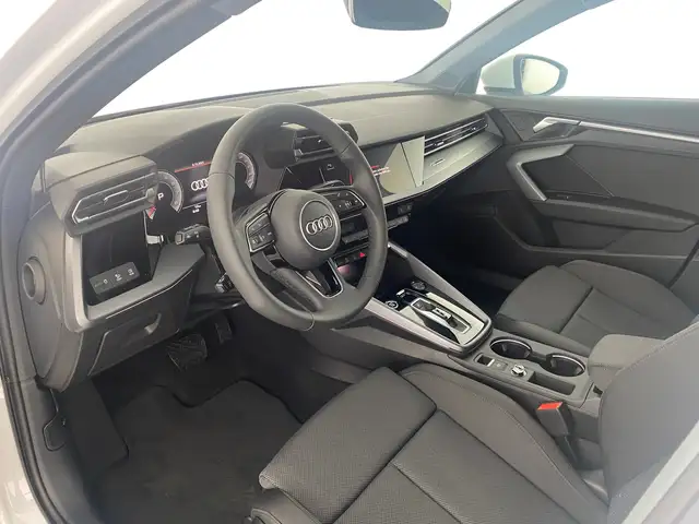 Audi A3 view 8