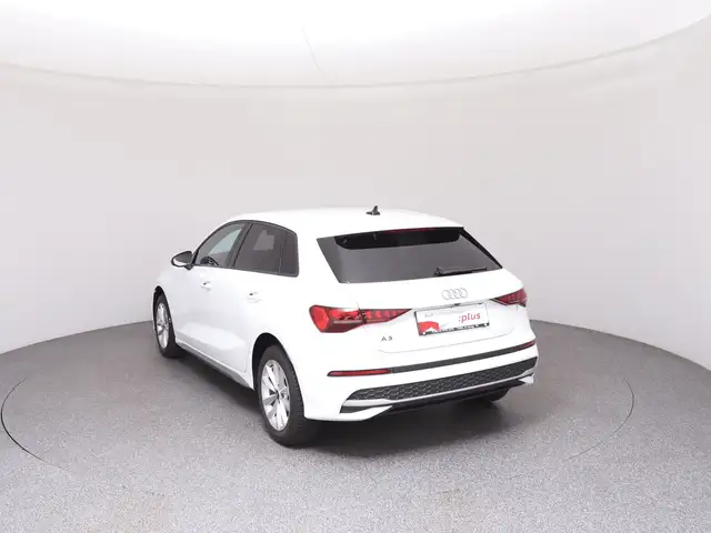 Audi A3 view 5