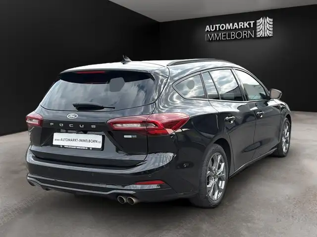 Ford Focus view 7