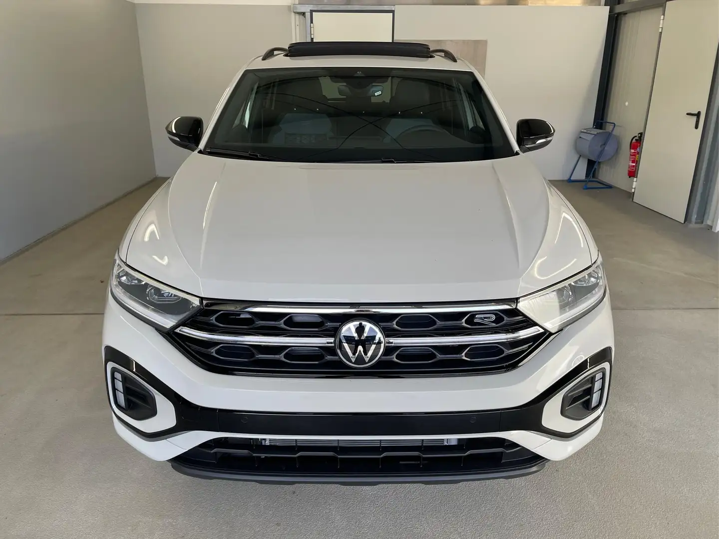 Volkswagen T-Roc R-Line 190PS 4M DSG Pano+AHK+Black+IQ.Light+IQ.... Grau - 2