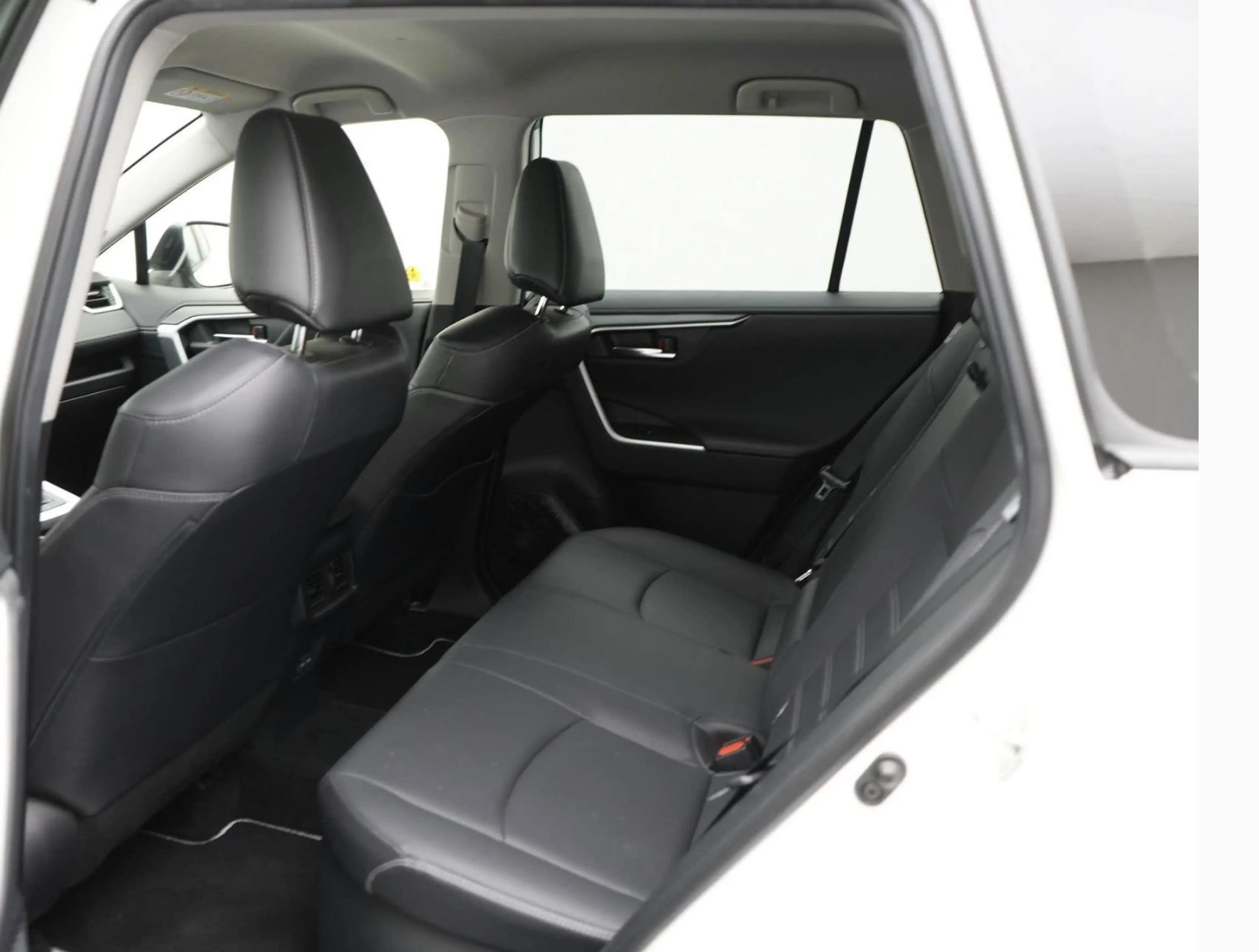 Toyota RAV 4 2.5 Hybrid Business — photo 14