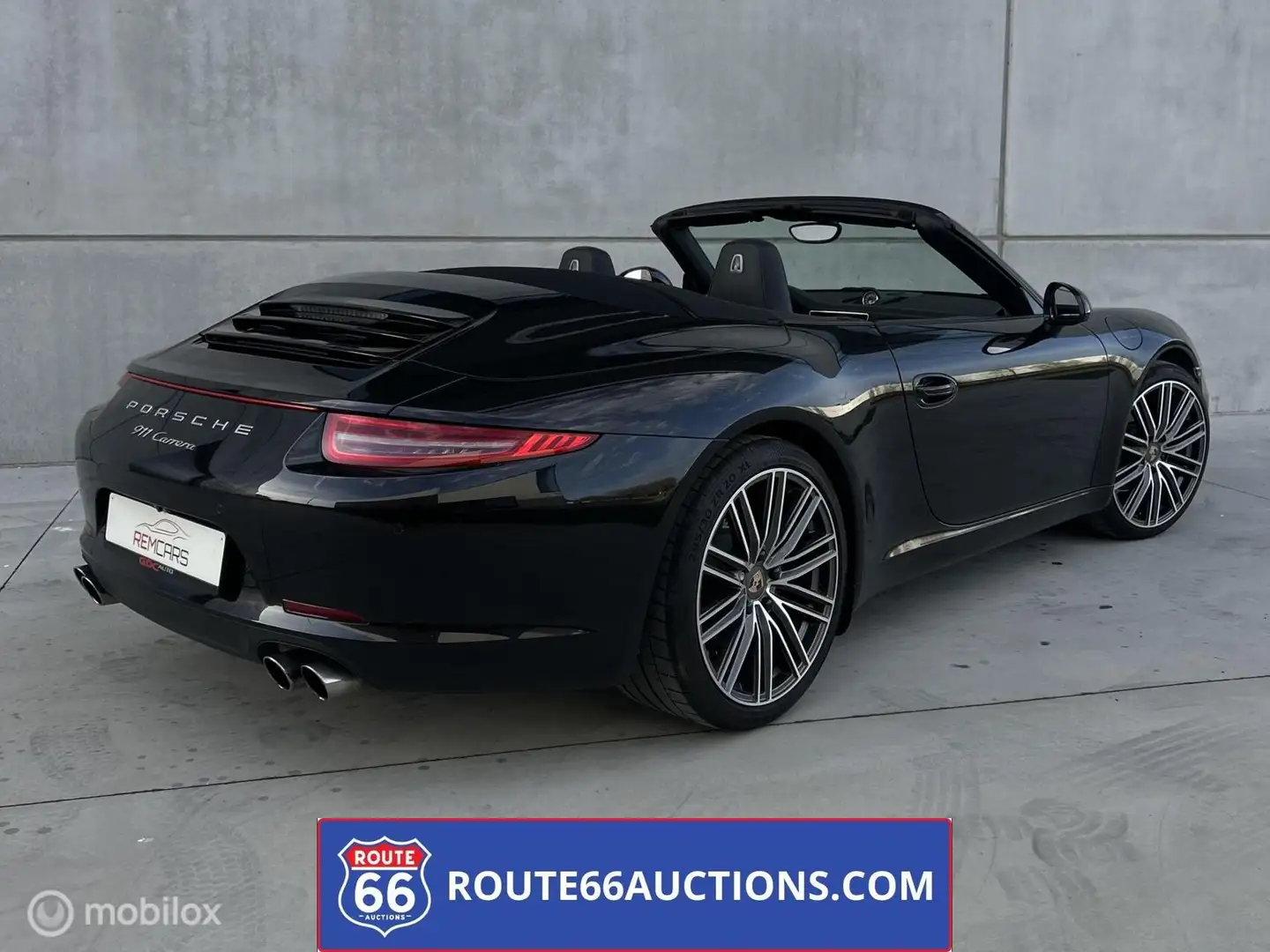 Porsche 911 Carrera Cabriolet Siyah - 2