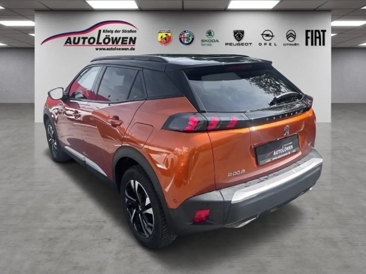 Peugeot 2008 1.2 PureTech 130 GT  Kamera Navi Oranje - 2