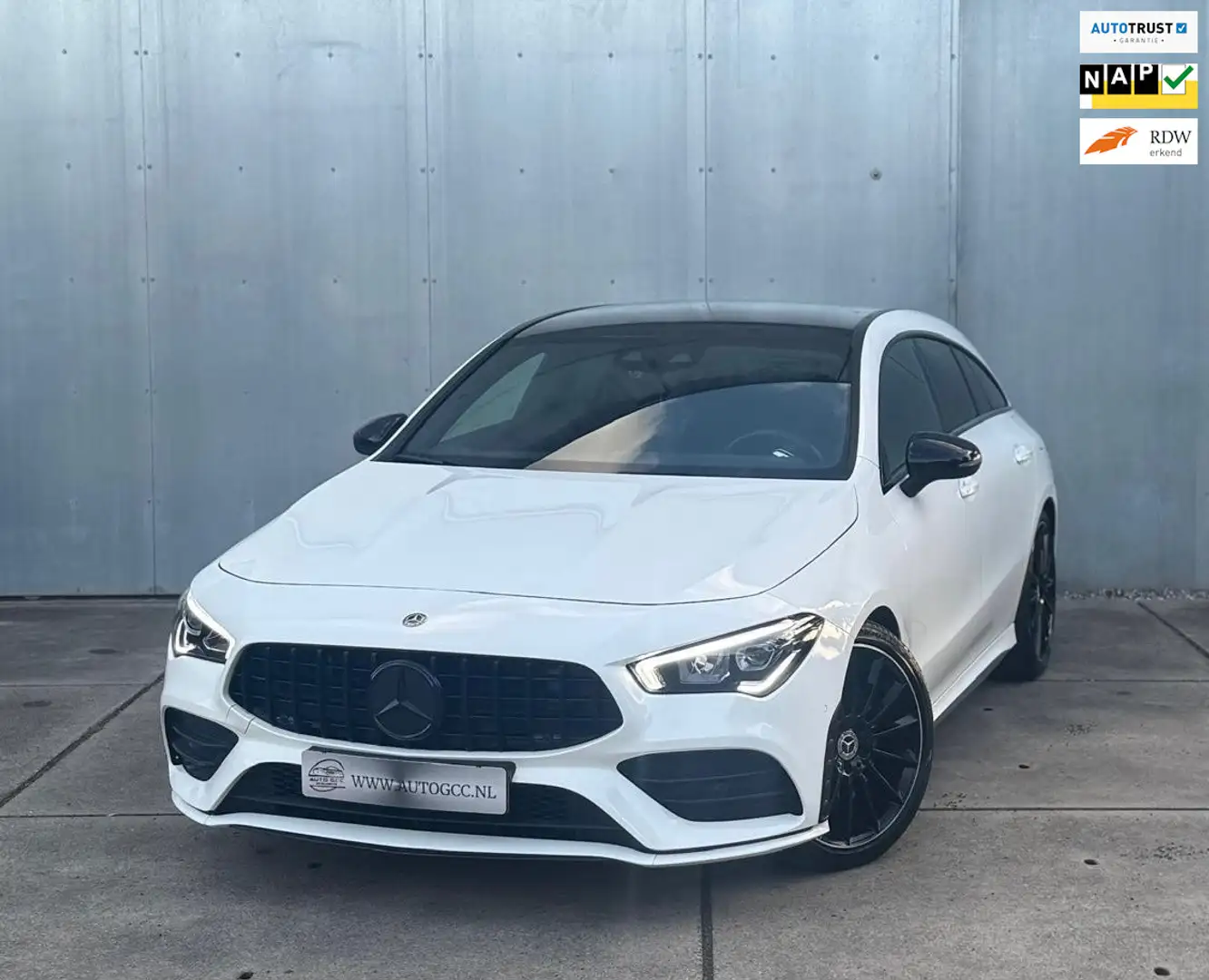 Mercedes-Benz CLA 220 Shooting Brake AMG NIGHT-PACK AUTOMAAT NAP BTW Blanc - 1