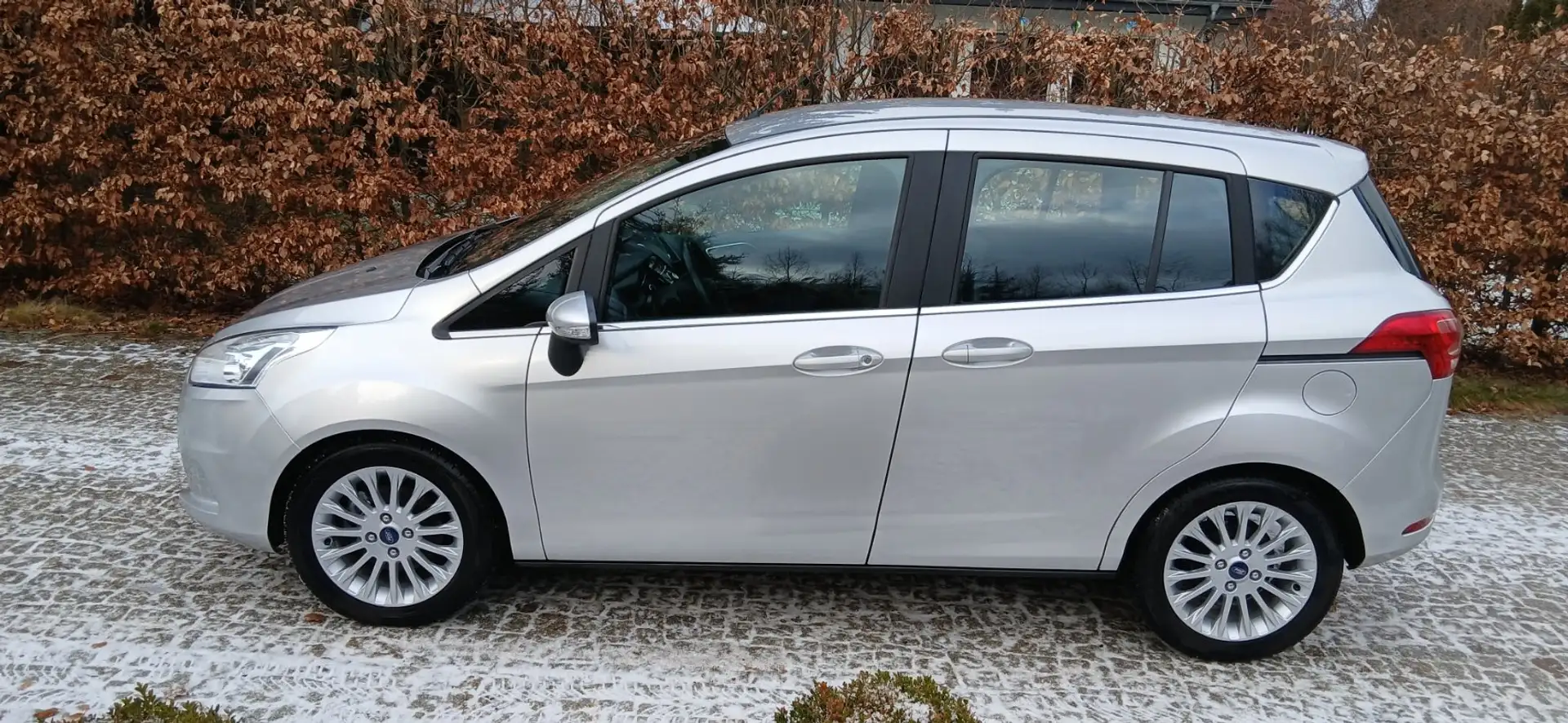 Ford B-Max Titanium 1 Hand erst 24997 Tkm - 2