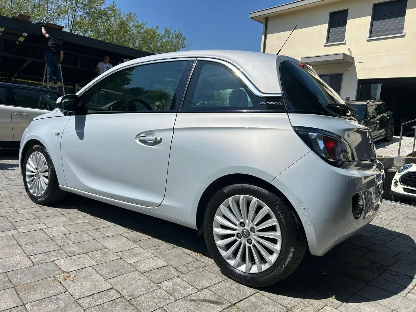 Opel Adam Adam 1.2 LE VR46 70cv OK NEOPATENTATI Grau - 2