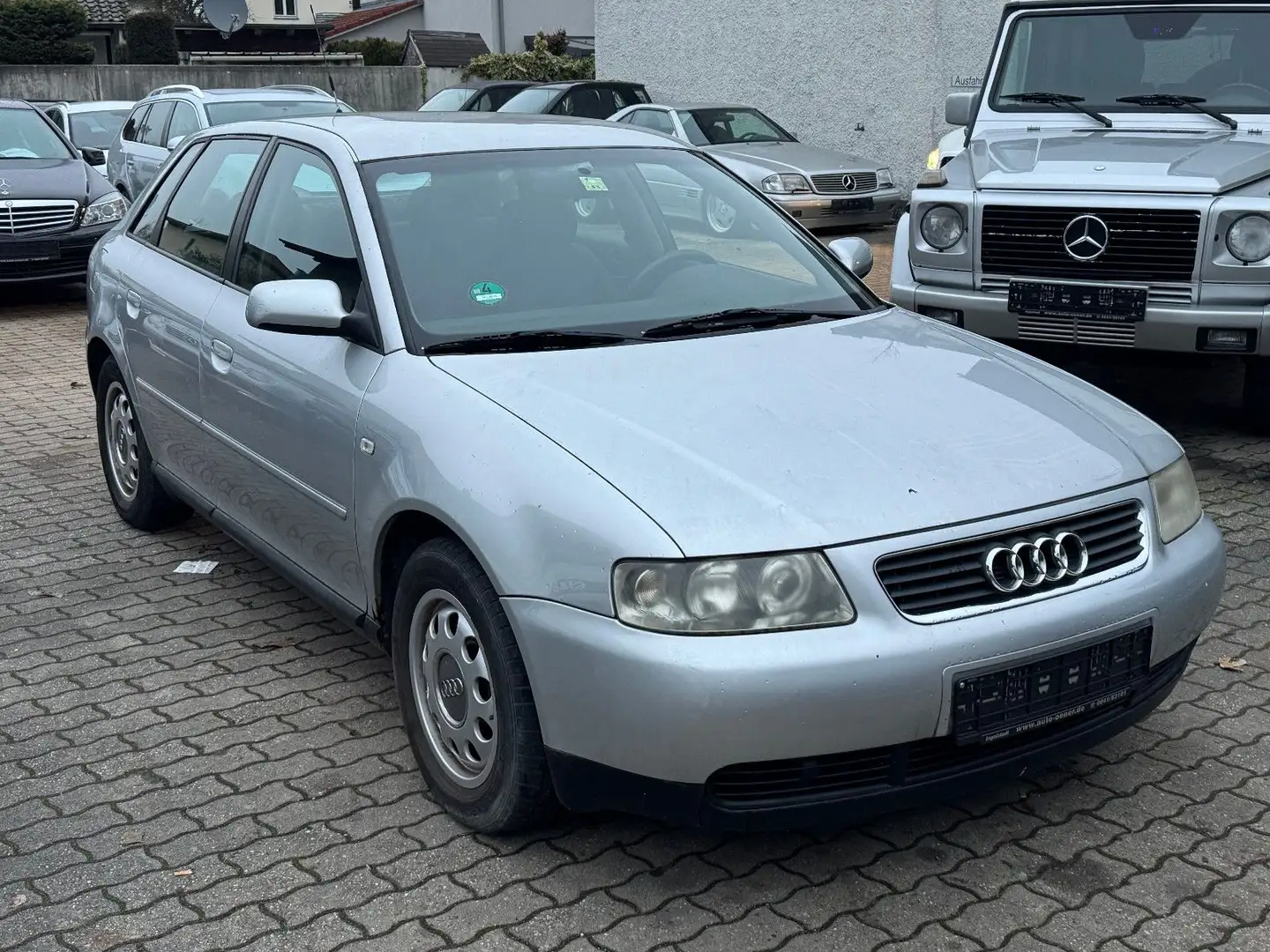 Audi A3 1.6 Ambiente*Klima*Winter/Sommer*ESP* Gris - 1