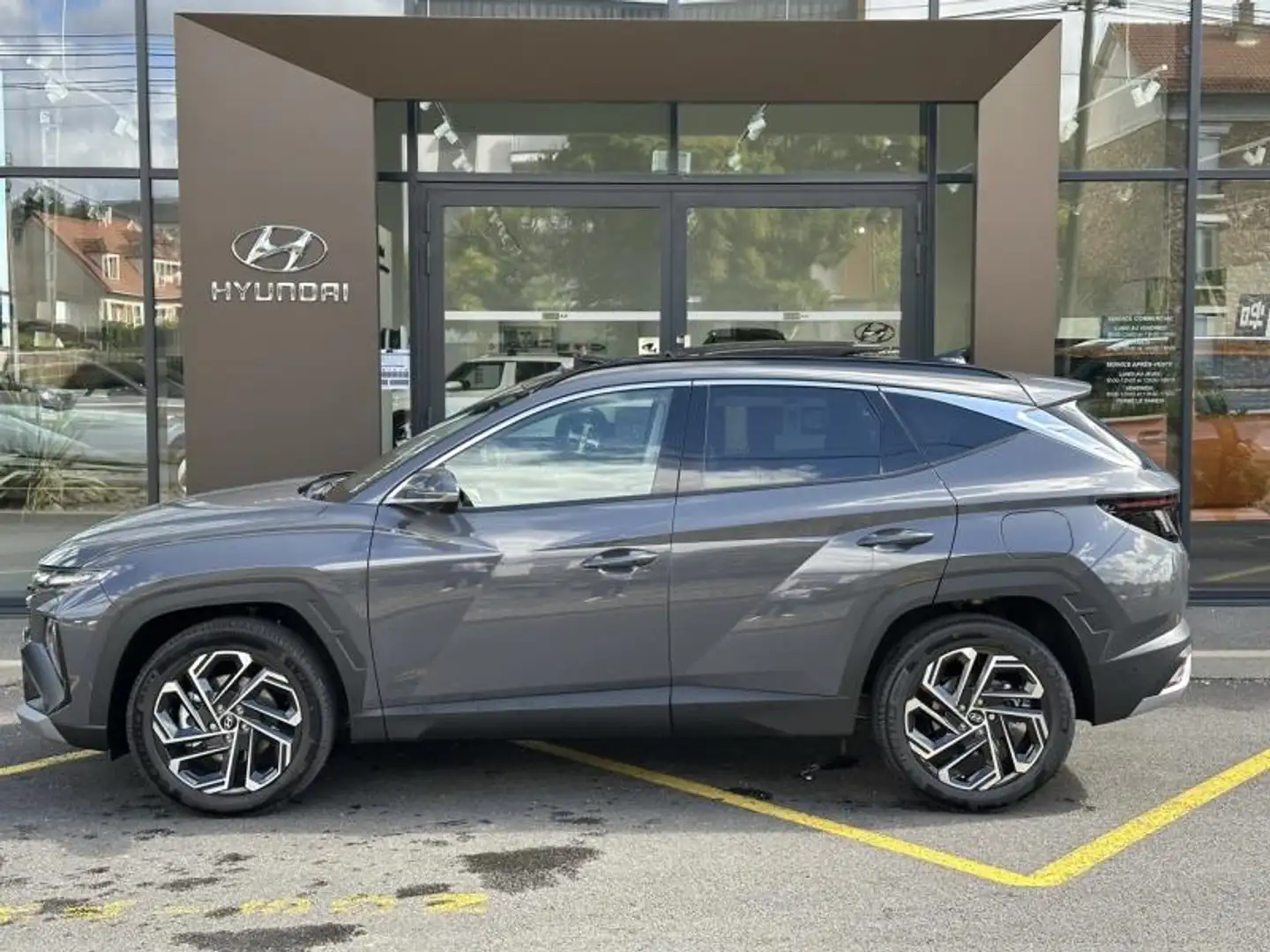 Hyundai TUCSON 1.6 T-GDI 215ch Hybrid Executive Grau - 2