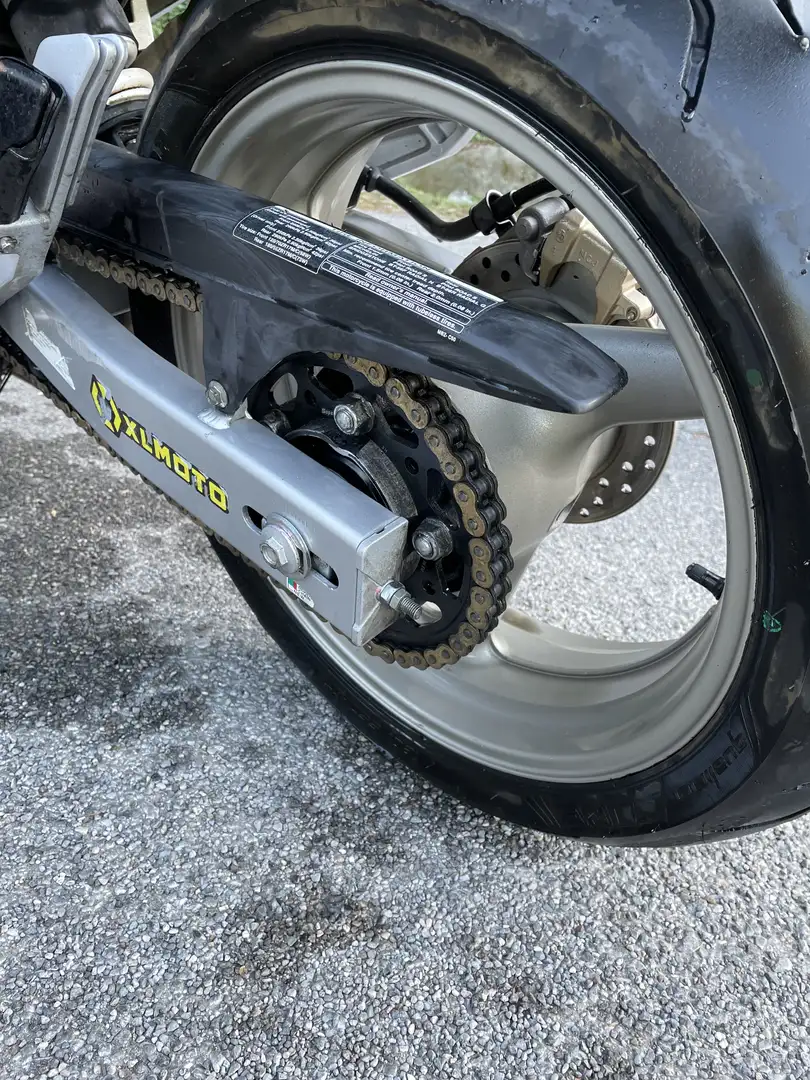 Honda Hornet - 2