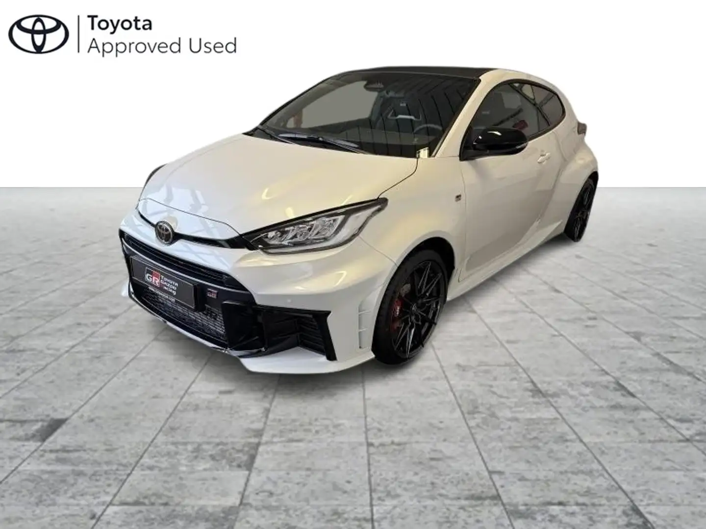 Toyota Yaris IV GR Blanc - 1