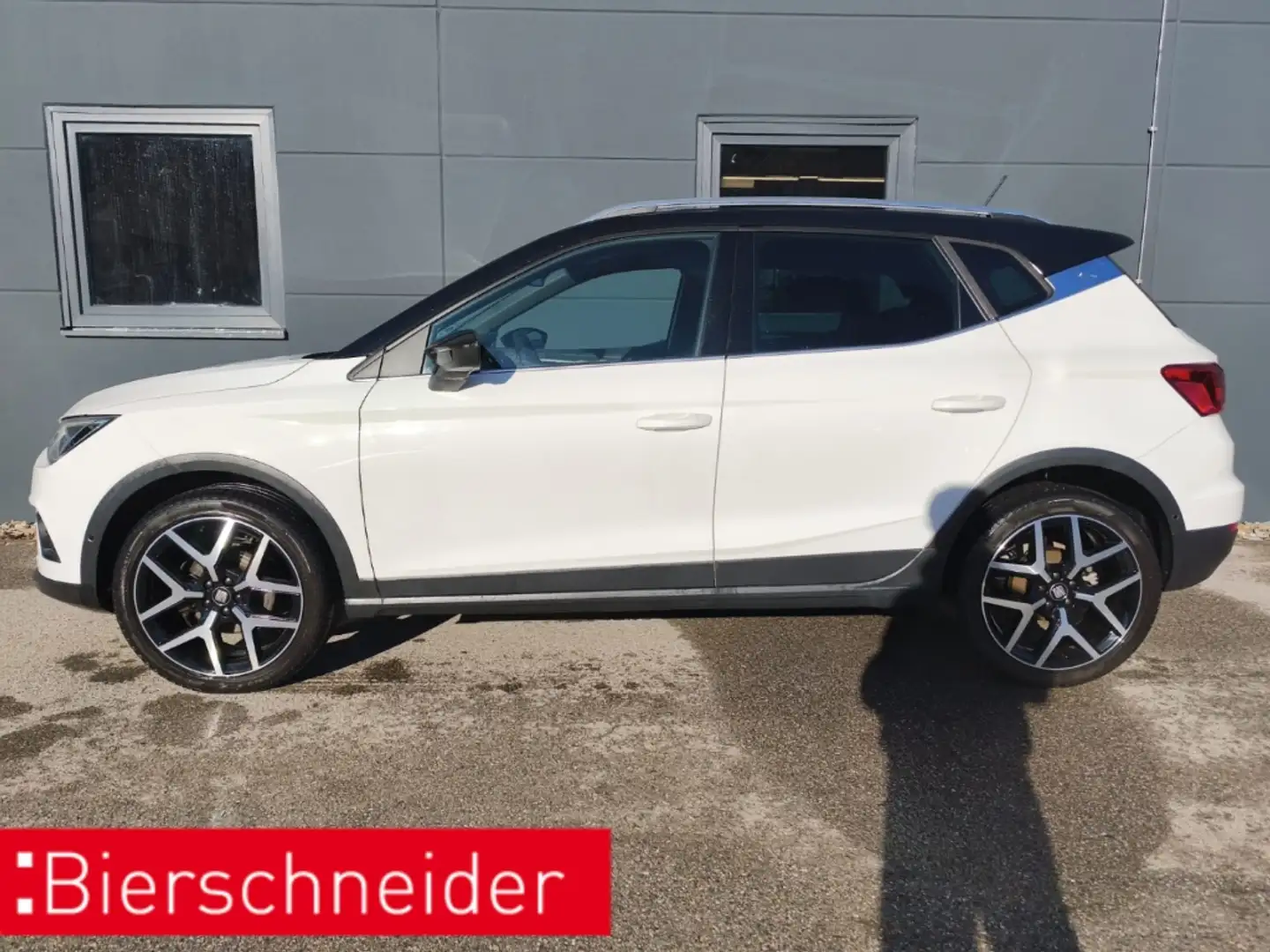 SEAT Arona 1.0 TSI FR 18ZOLL KAMERA NAVI LED Weiß - 1