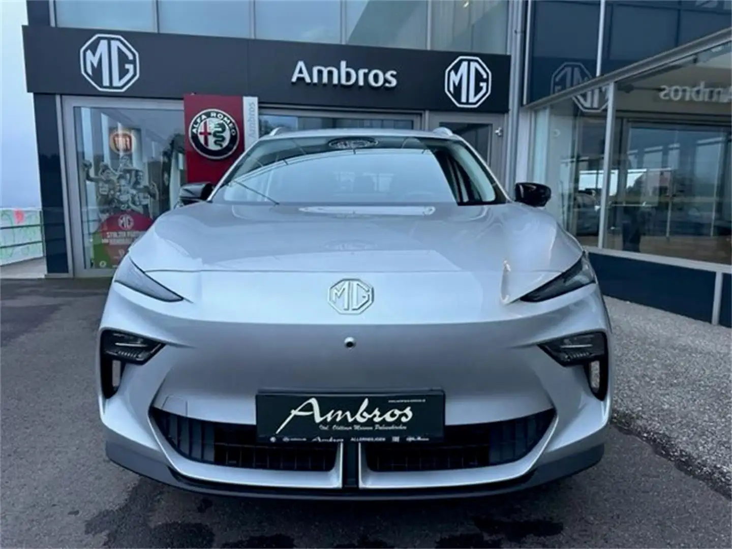 MG MGS5 EV Luxury Longe Range - LAGERND Silber - 2