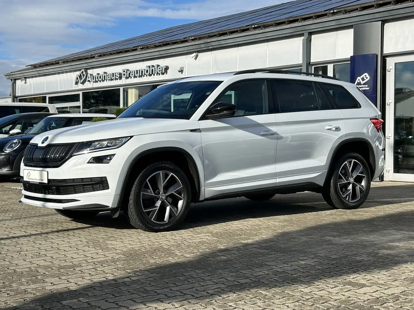 Skoda Kodiaq Sportline 4x4 2.0 TDI DSG*AHK*ACC*DCC* Weiß - 2