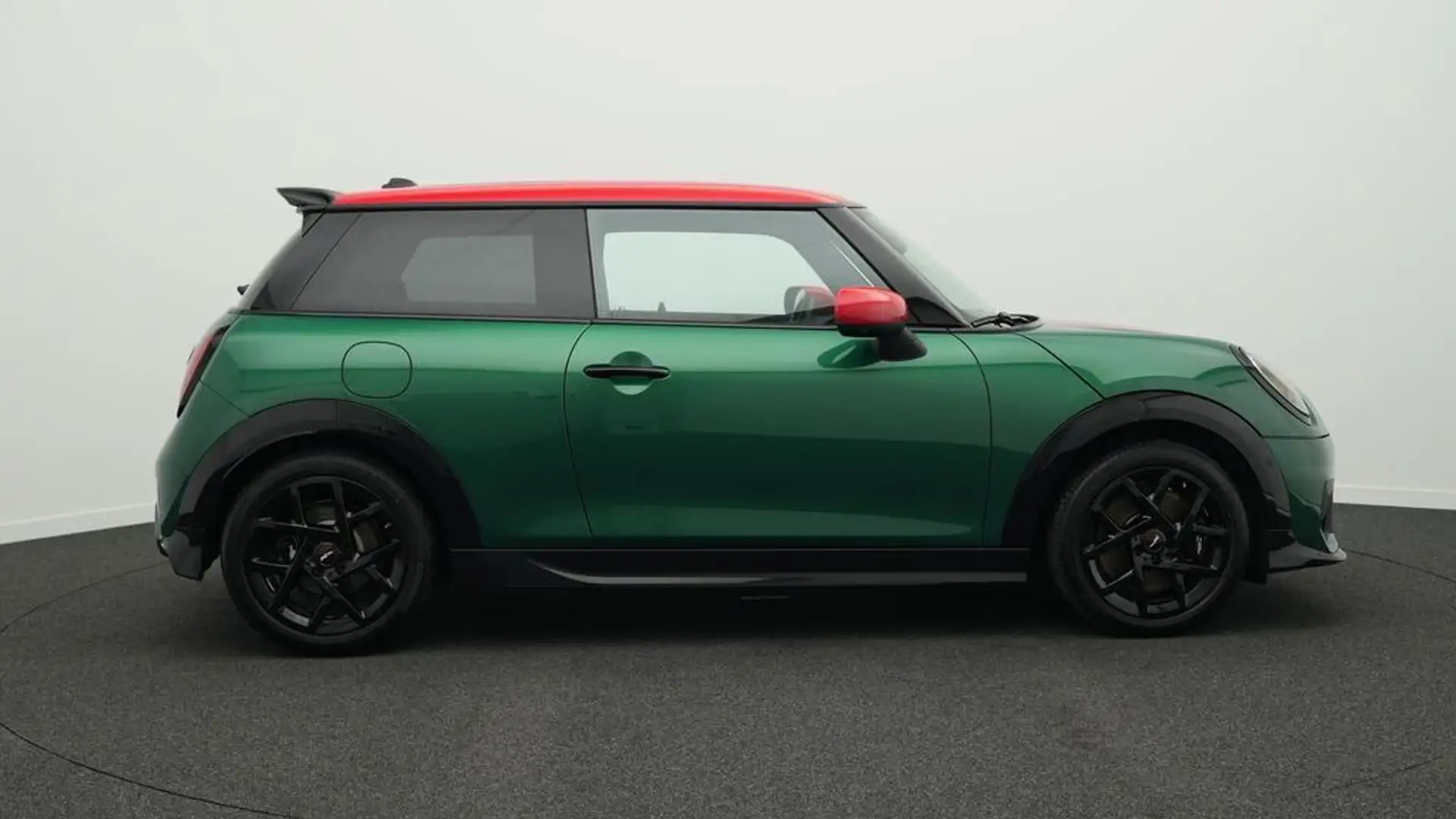 MINI Cooper C John Cooper Works Trim Verde - 2