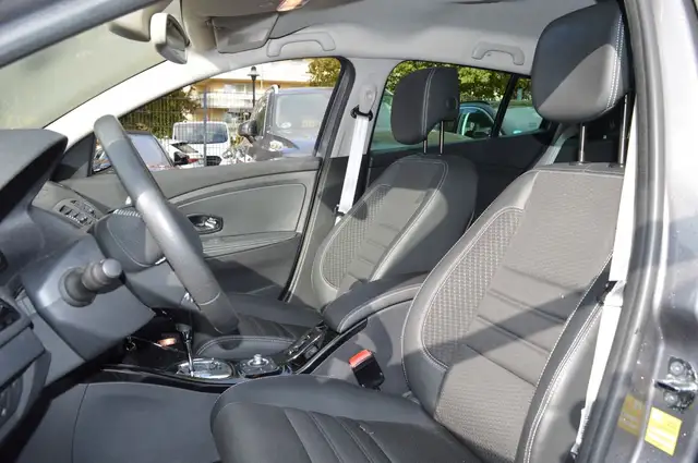 Renault Megane view 7