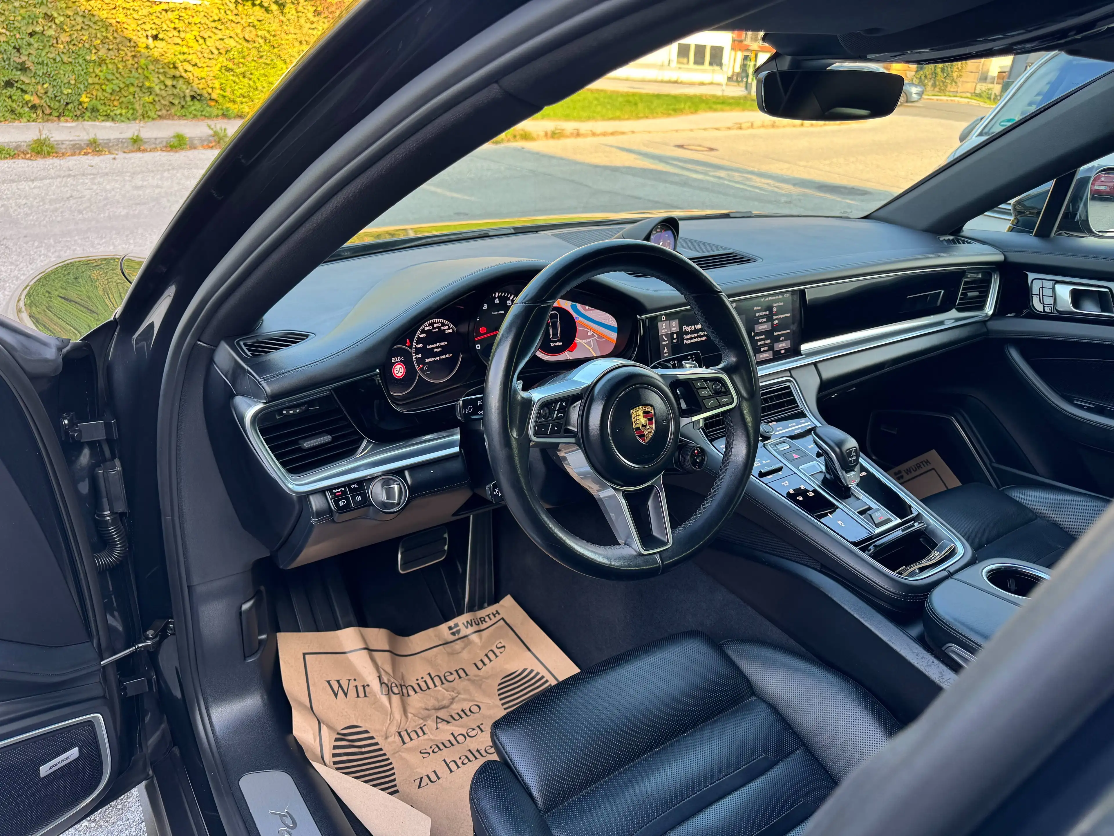 Porsche Panamera 4 S — photo 15