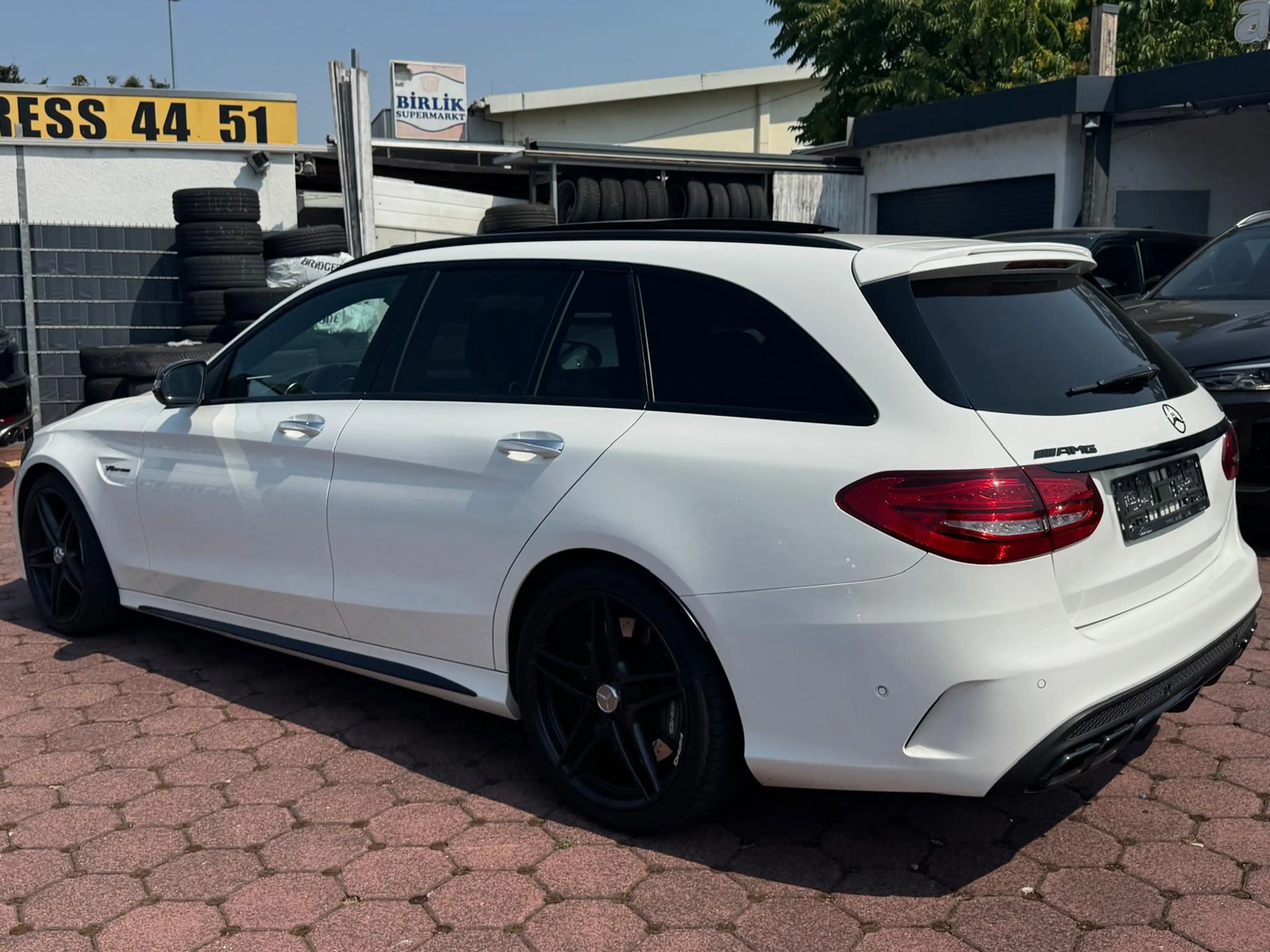 Mercedes-Benz C 63 AMG PAGA BURM PANO KEYLESS FAHRASS+ RFKA — photo 7