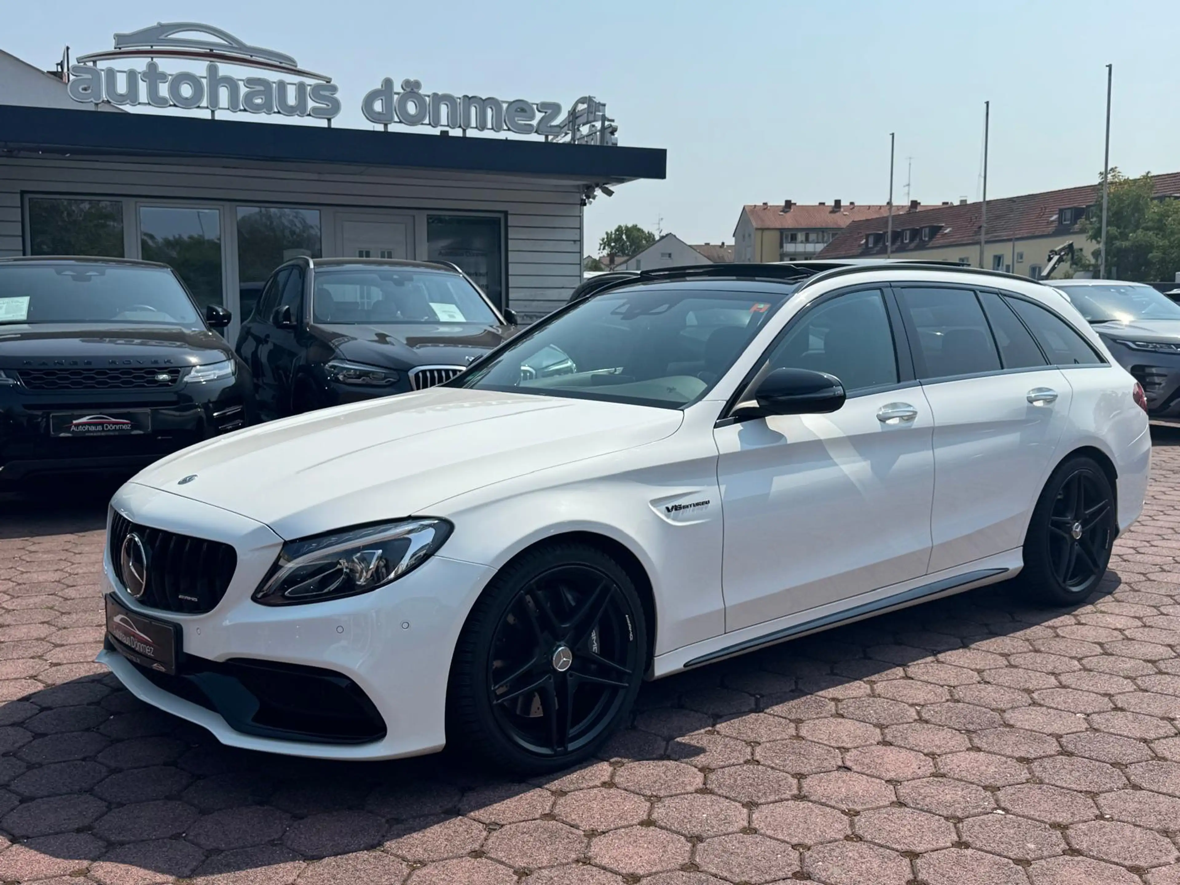 Mercedes-Benz C 63 AMG PAGA BURM PANO KEYLESS FAHRASS+ RFKA