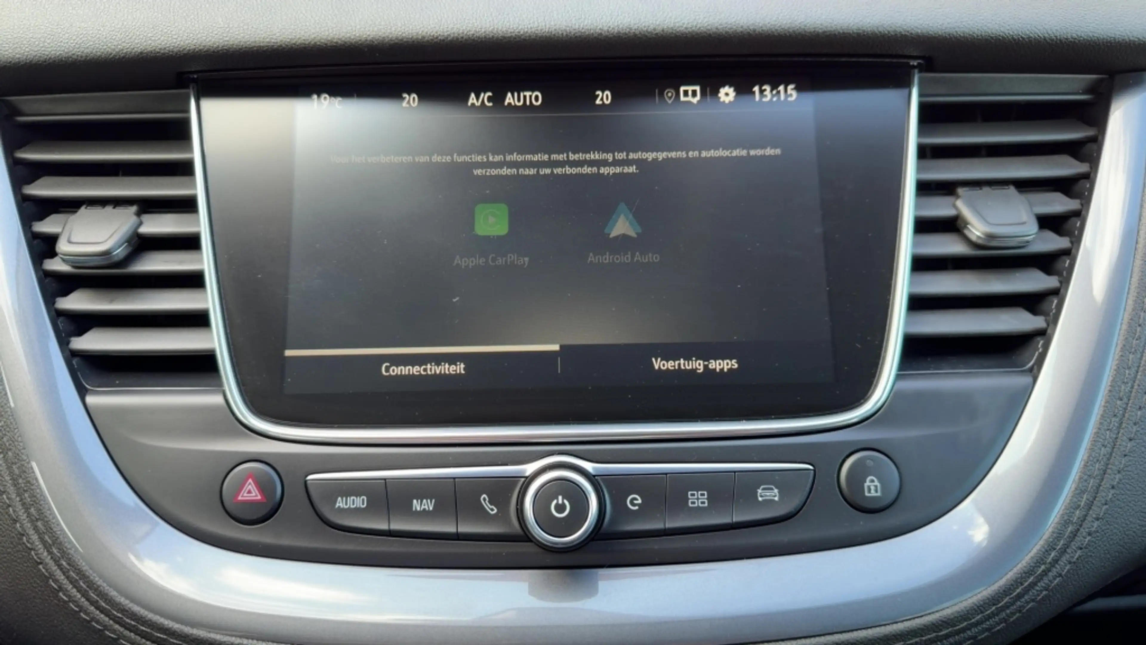 Opel Grandland X 1.6 Turbo Plug-in Hybride Business Elegance 360 Ca — photo 25