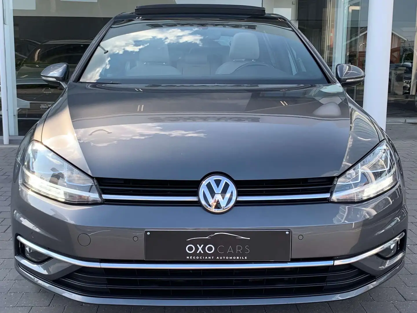 Volkswagen Golf 7.5 1.0TSI / Toit Pano / Gps / Cuir / FULL OPTIONS Gris - 2