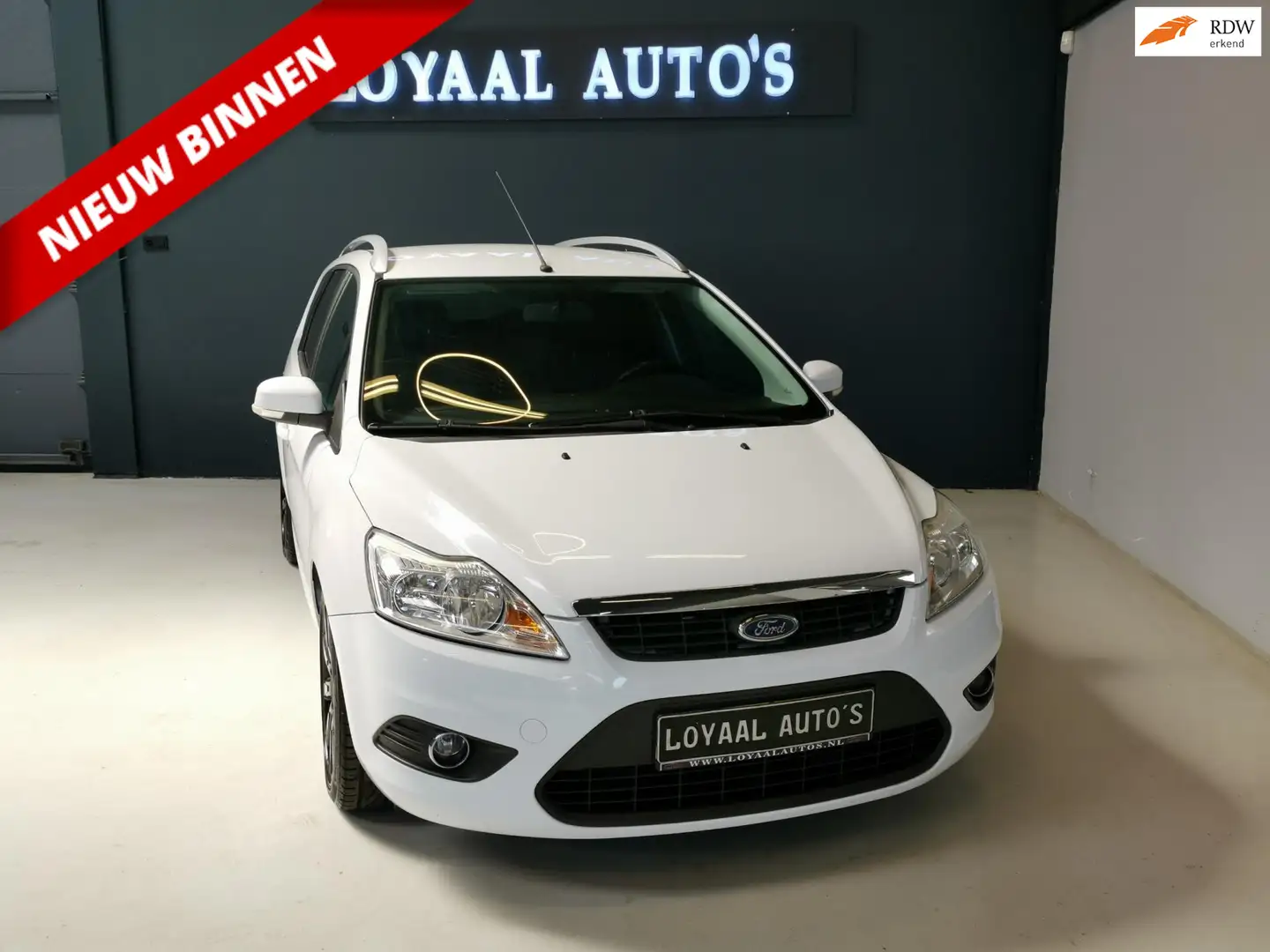 Ford Focus Wagon 1.8 Ghia | AIRCO | TREKHAAK | ELEK.RAMEN | A Wit - 1