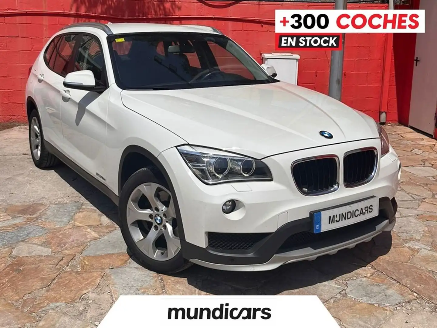 BMW X1 sDrive 18d Blanc - 1