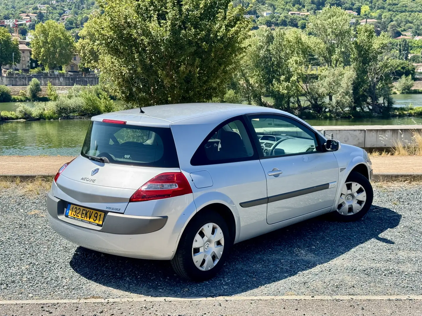 Renault Megane II Exception 1.6L 16V 110 3 Portes - 2