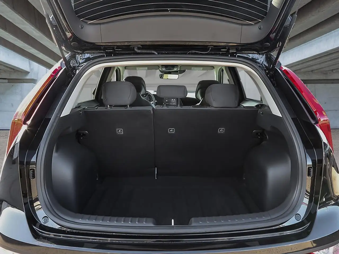 Kia Niro снимка Kia Niro
