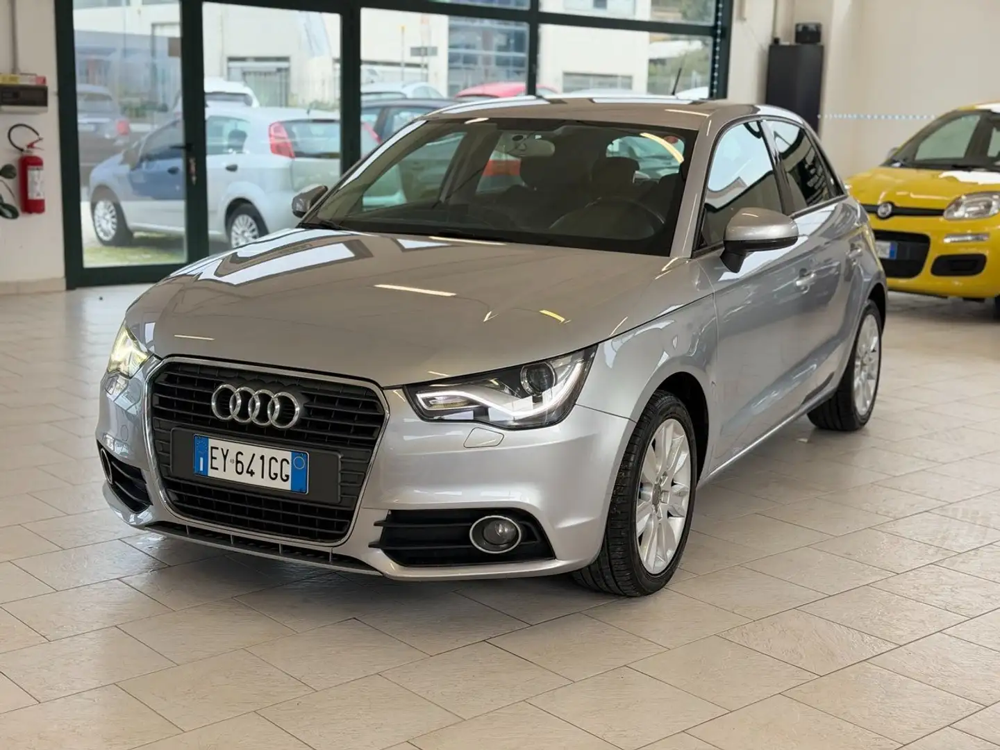 Audi A1 A1 I 2015 Sportback Sportback 1.2 tfsi Attraction Argento - 1