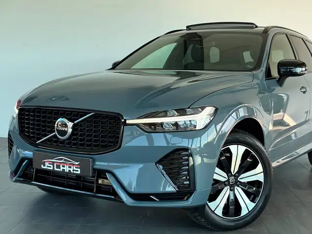 Volvo XC60 view 2