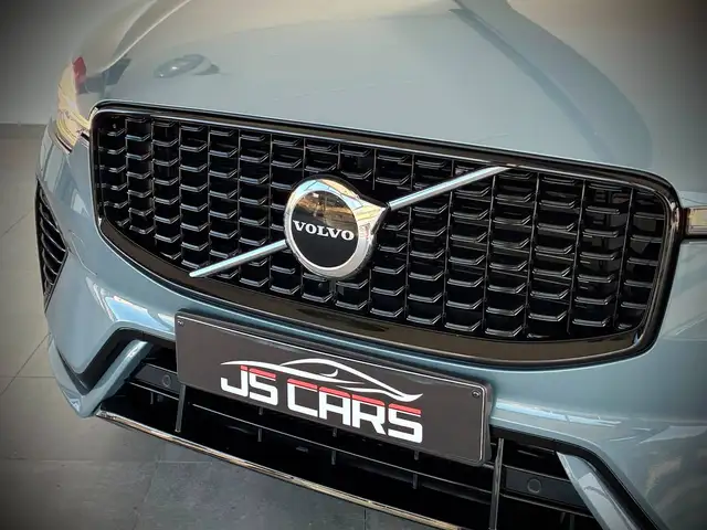 Volvo XC60 view 5