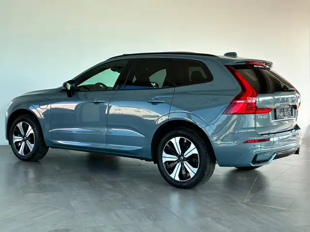 Volvo XC60 view 11