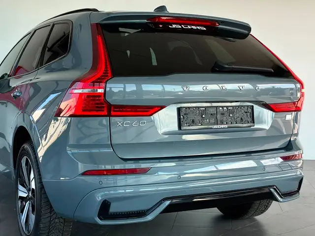 Volvo XC60 view 13