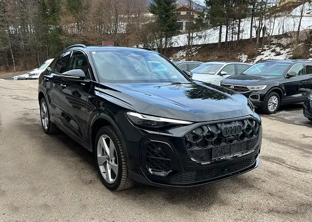 Audi Q5 Q5 Sportback 40 TDI quattro S-line S-tronic S-line Ansicht 2
