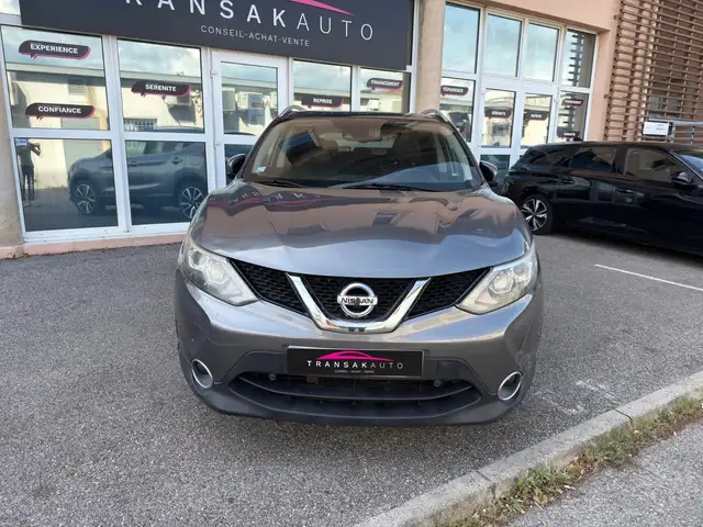 Nissan Qashqai view 2