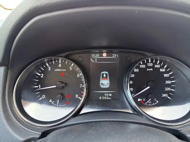 Nissan Qashqai view 18