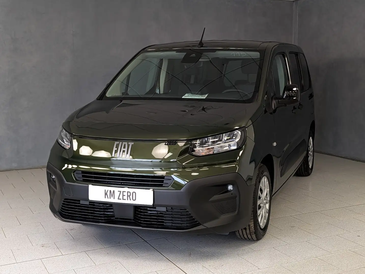 Fiat Doblo 1.5 BLUEHDI 130CV TURISMO M Verde - 2