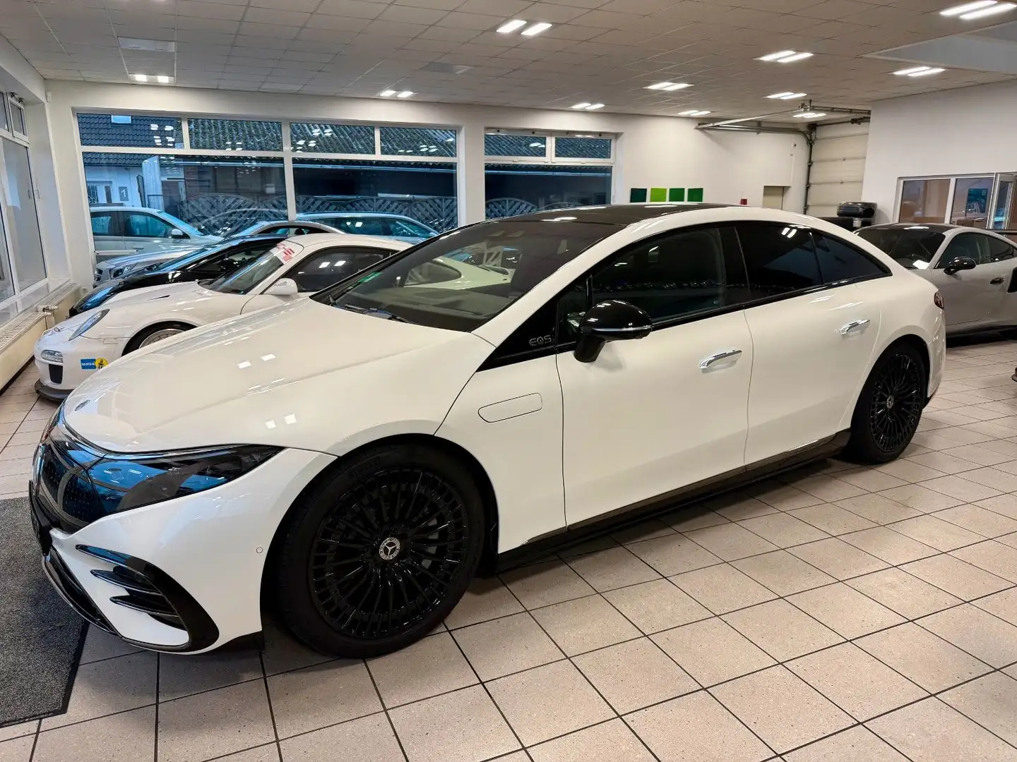 Mercedes-Benz EQS 450+ AMG/Pano/HuD/Distronic/Burmester/ACC Blanc - 2