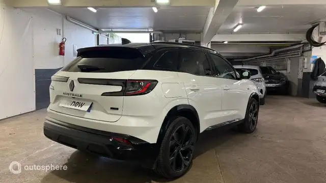 Renault Austral view 5