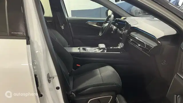 Renault Austral view 15