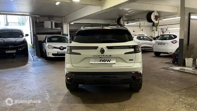 Renault Austral view 6