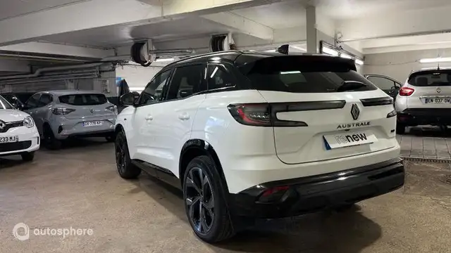 Renault Austral view 7