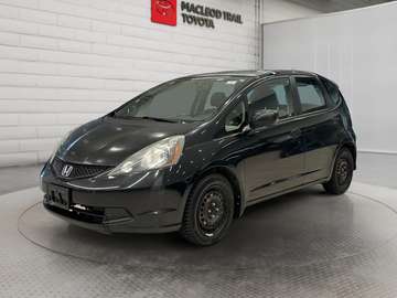 LX Manual | No Accident | Rare 5-Speed | Spacious
