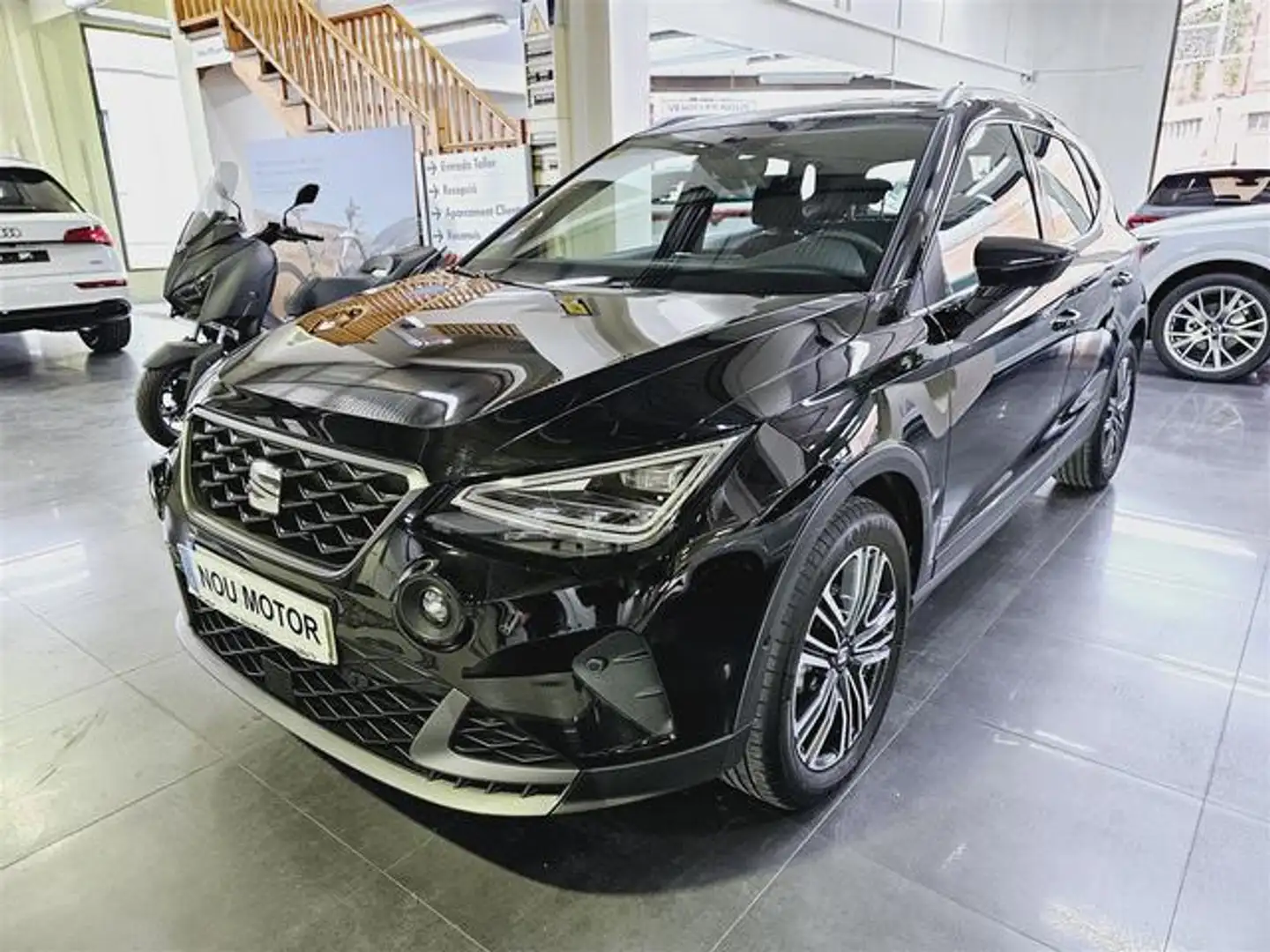 SEAT Arona 1.0 TSI S&S FR XM 110 Noir - 1