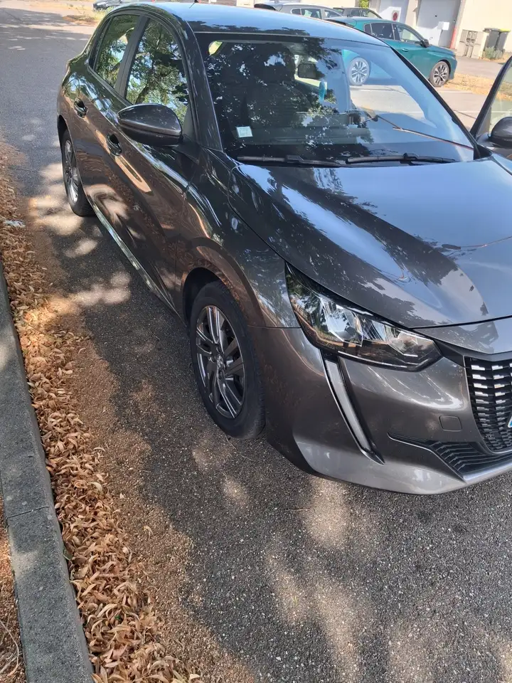Peugeot 208 208 — photo 5