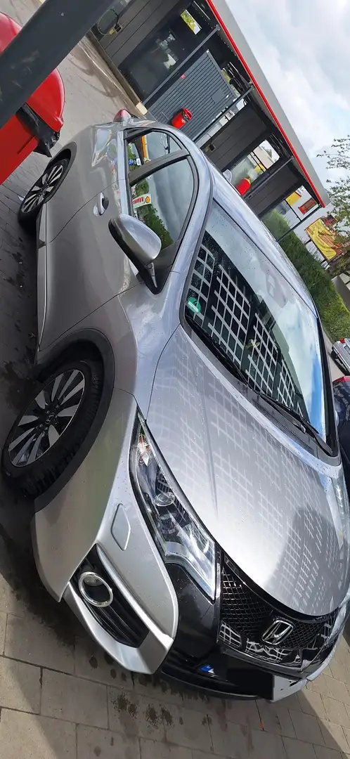 Honda Civic 1.8 i-VTEC Automatik Elegance - 2